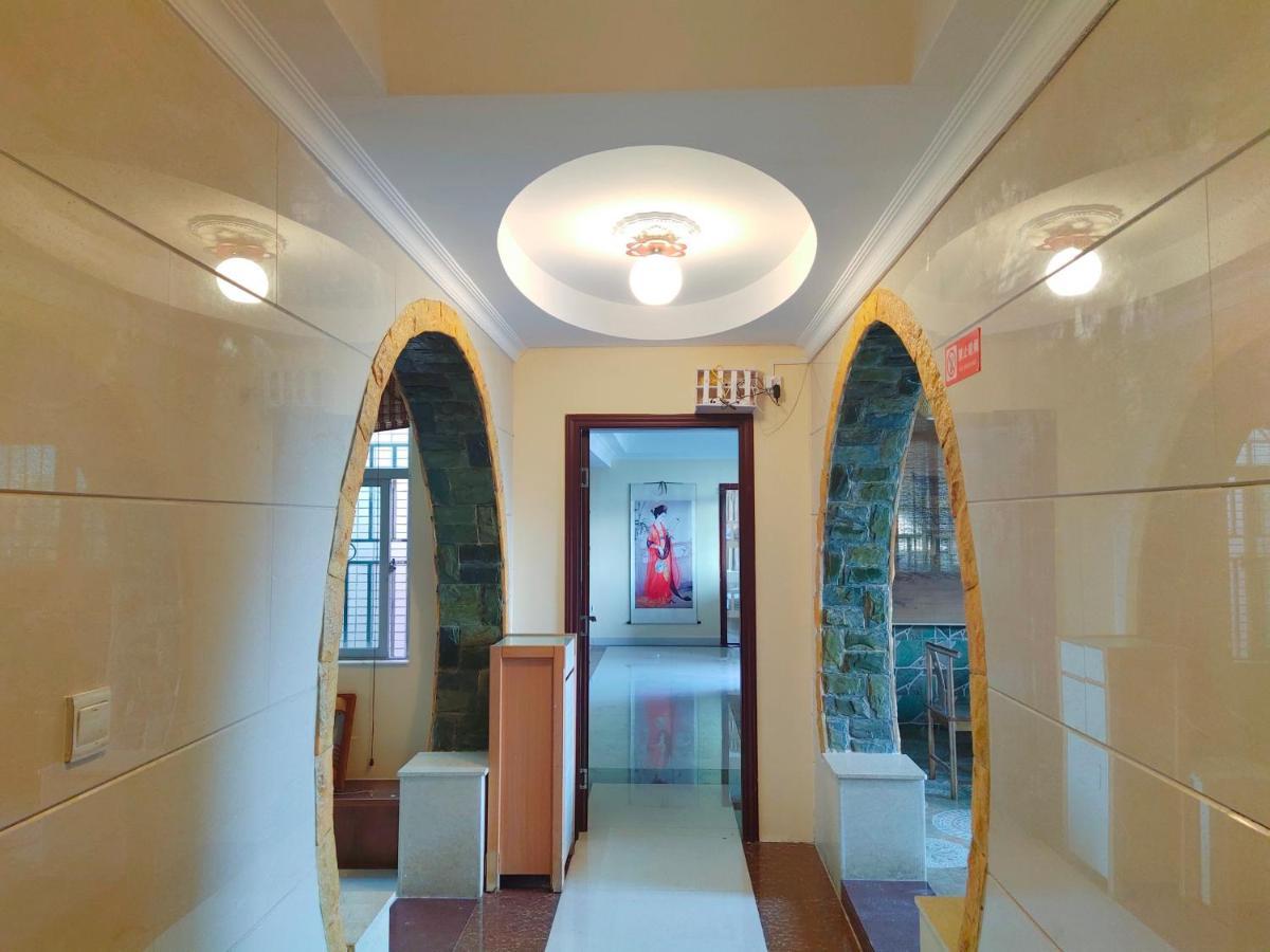 都市小憩青旅 Σενζέν Εξωτερικό φωτογραφία